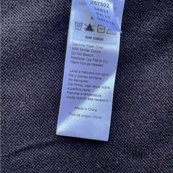 Venus Two Tone Black Gray Sweater Cardigan Size Small Preppy Classic Minimalist - Picture 6 of 9